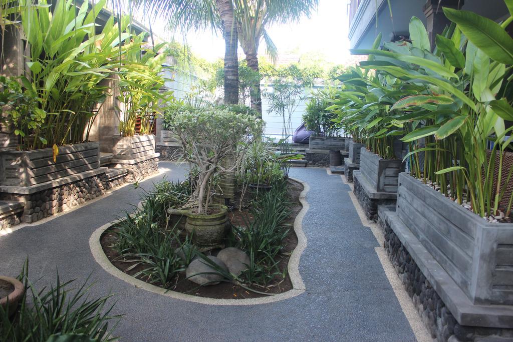 Letos Kubu Homestay Kuta  Ngoại thất bức ảnh
