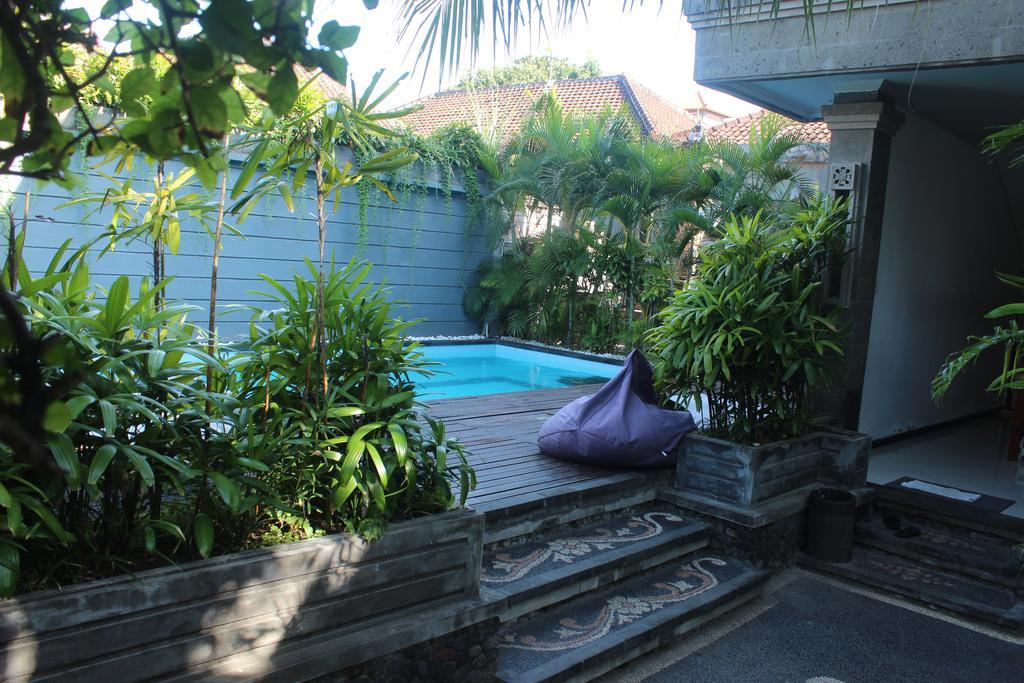 Letos Kubu Homestay Kuta  Ngoại thất bức ảnh