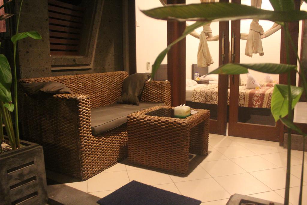 Letos Kubu Homestay Kuta  Ngoại thất bức ảnh