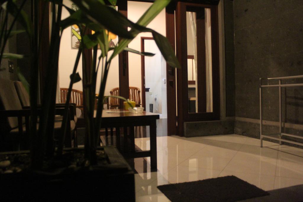Letos Kubu Homestay Kuta  Ngoại thất bức ảnh