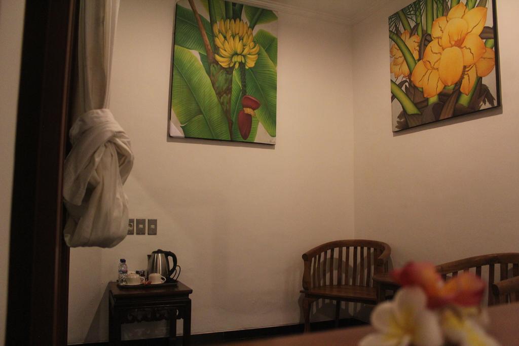 Letos Kubu Homestay Kuta  Ngoại thất bức ảnh