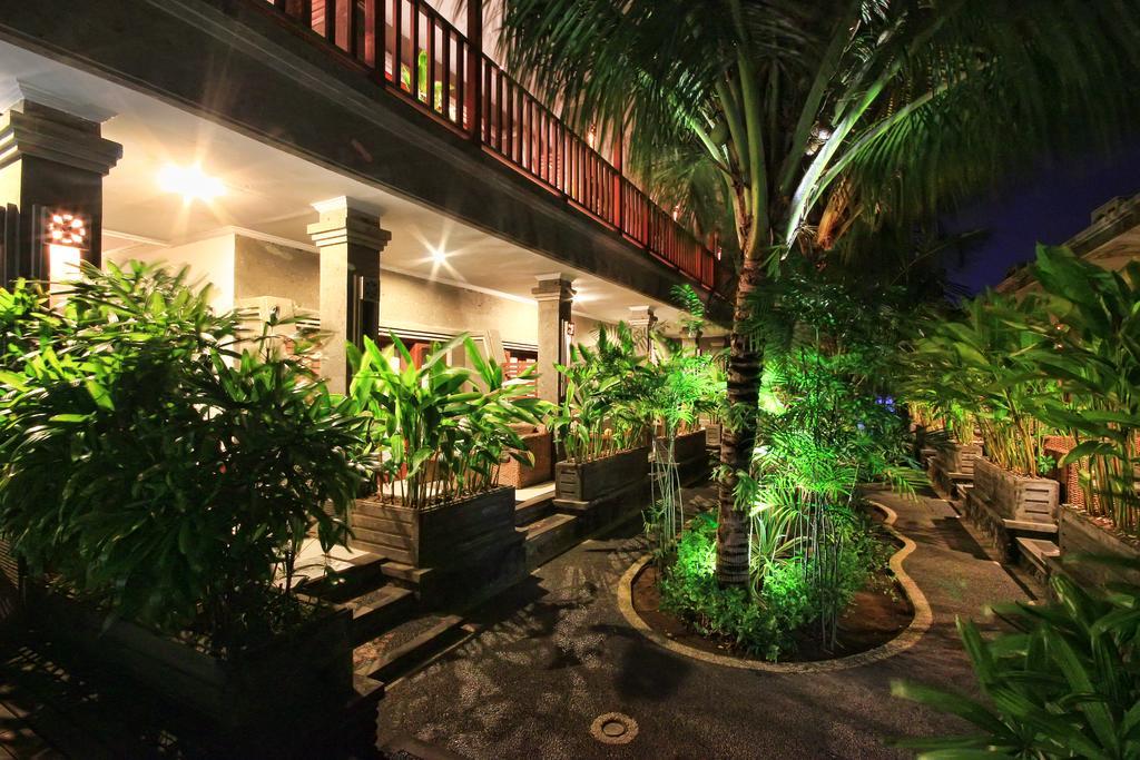 Letos Kubu Homestay Kuta  Ngoại thất bức ảnh