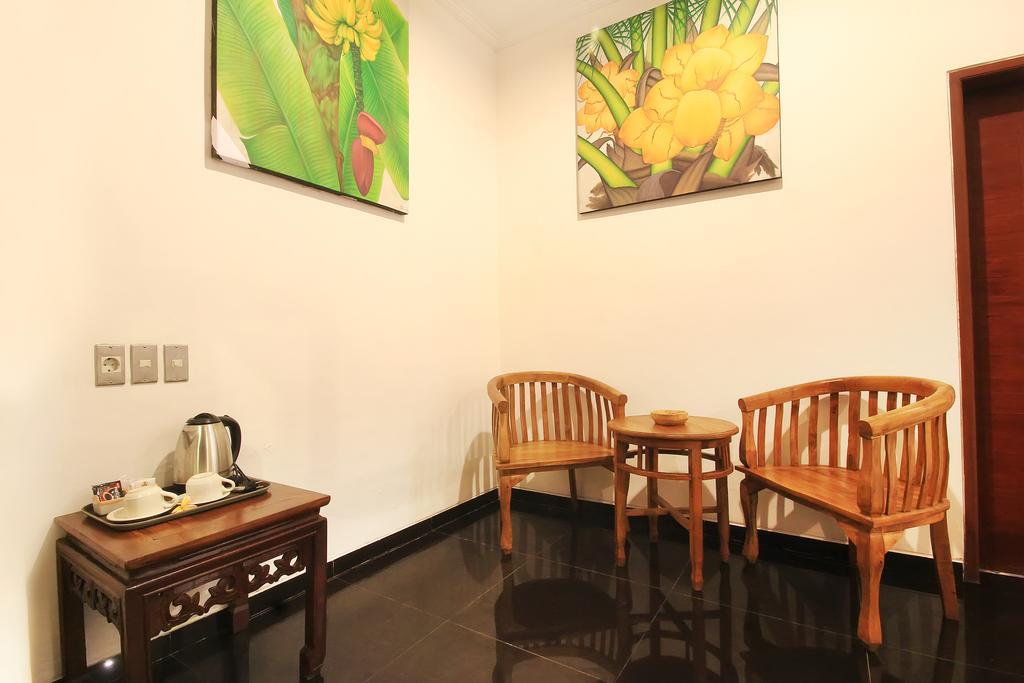 Letos Kubu Homestay Kuta  Ngoại thất bức ảnh